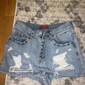 Signature Denim shorts size small